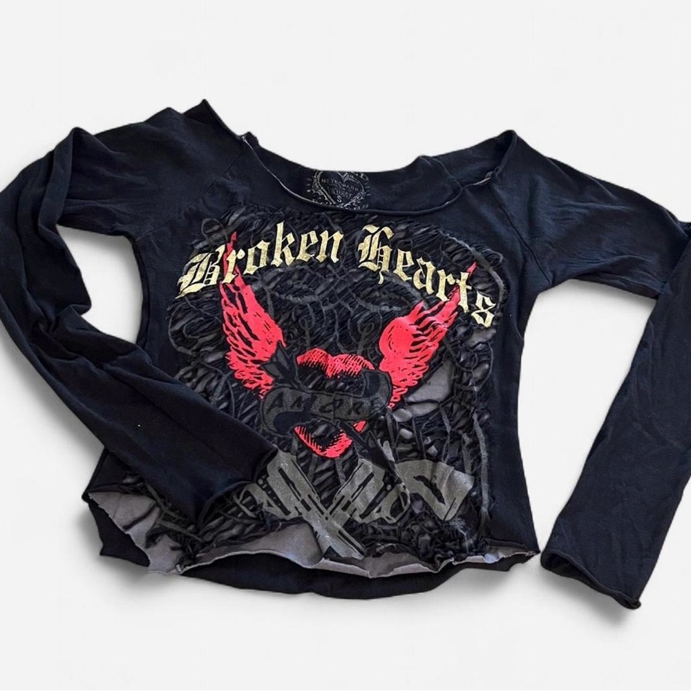 United Rockers Black distressedā Tee size Small